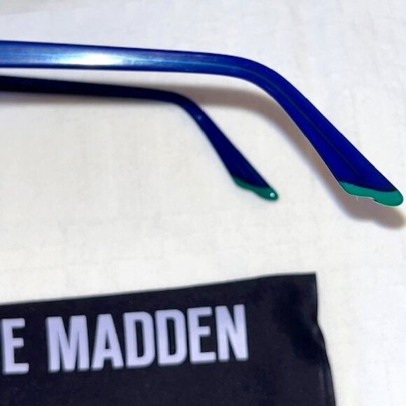 STEVE MADDEN | Fantassia Blue Horn Fade Eye frames with Hard Case - Picture 6 of 9